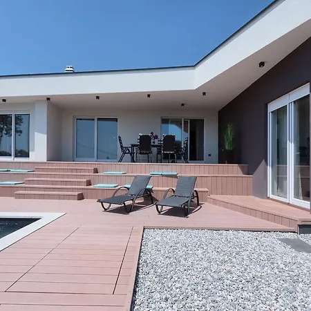 Senorita Comfortable Villa *